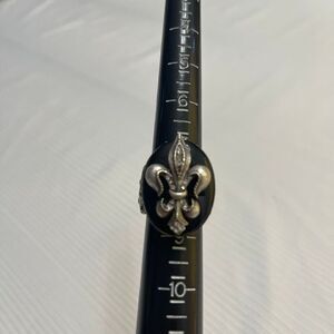 Sweet Romance Fleur De Lis Ring Size 8